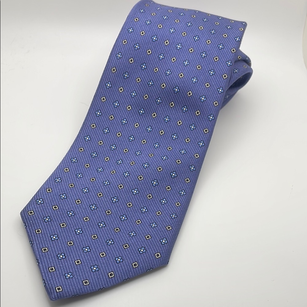 Brooks Brothers Elegant Blue Patterned Men's Silk Tie
